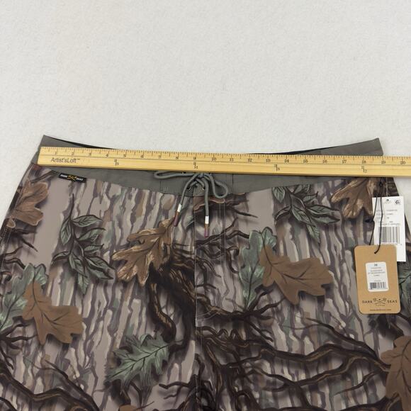 Dark Seas Gladeview 20” Camo Boardshorts Size 38 Surf Swim Trunks NWT - Picture 5 of 14